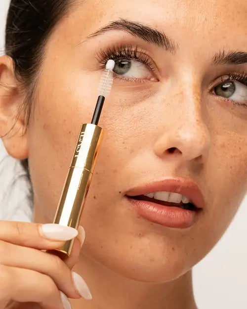 Why You Should Double Seal Your Lashes for Longer Retention