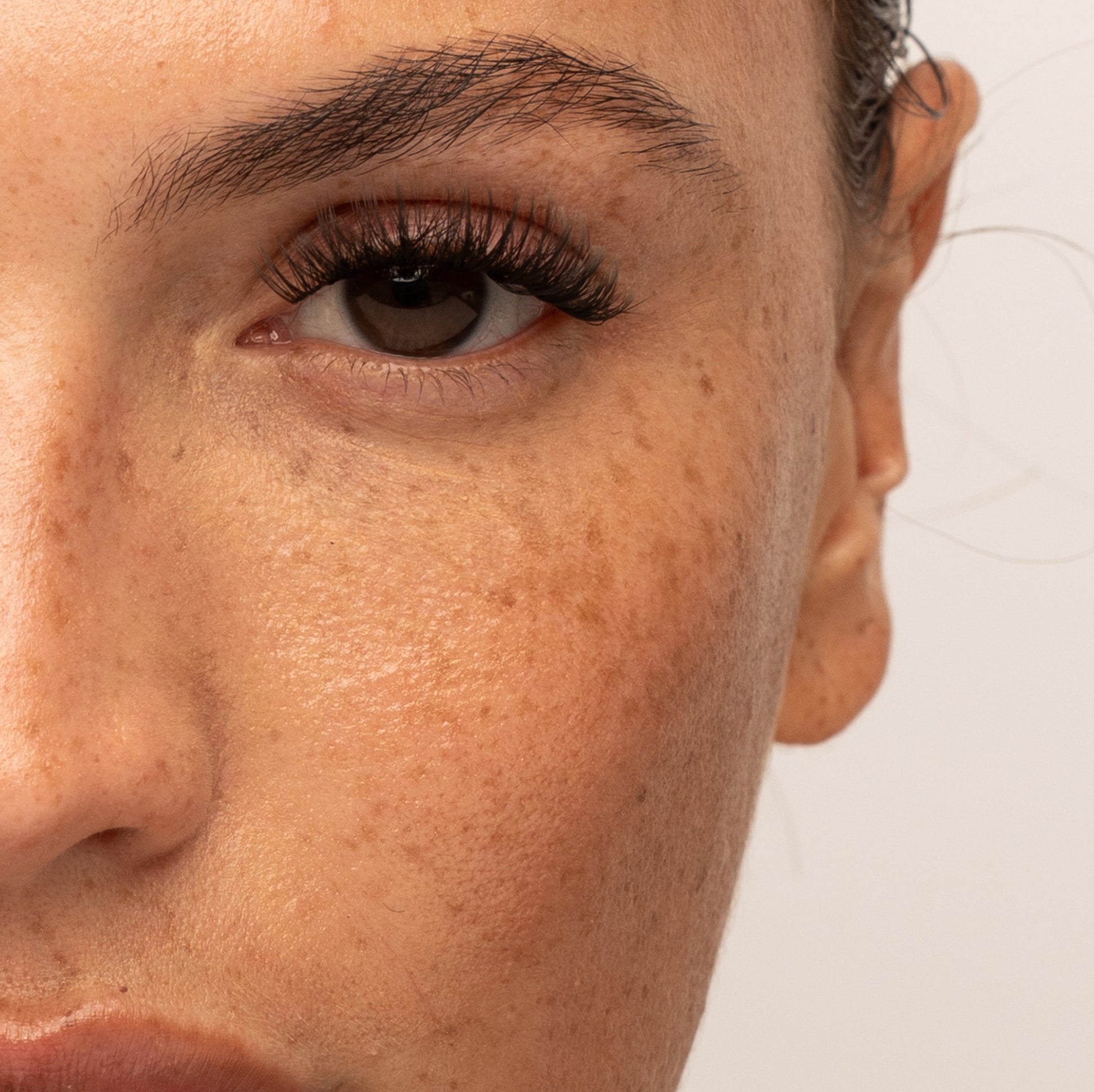 Hybrid Custom Length Individual Lashes