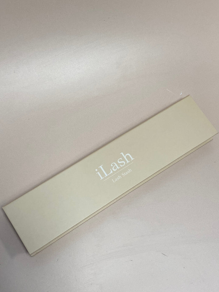 Lash stash