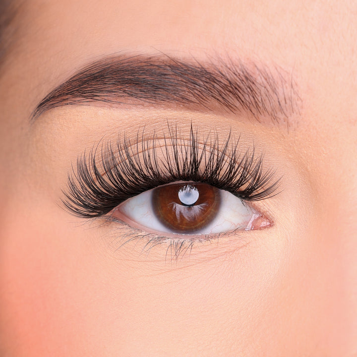Dolly Pre-Cut Lashes (16mm)