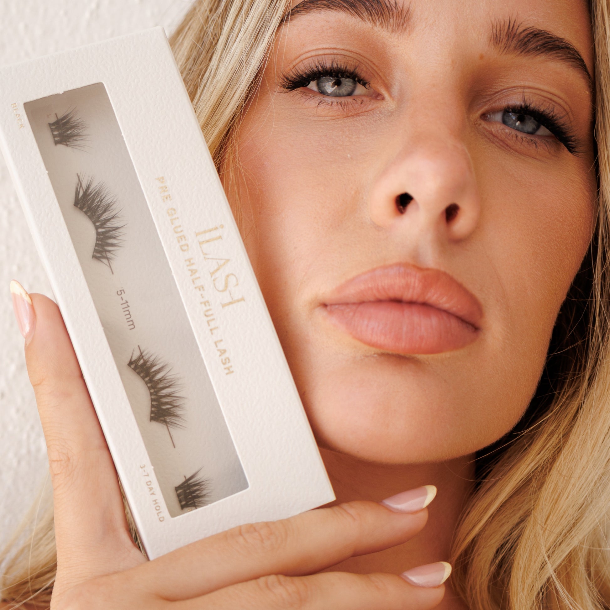 Pre Glued Half-Full Lash No.7