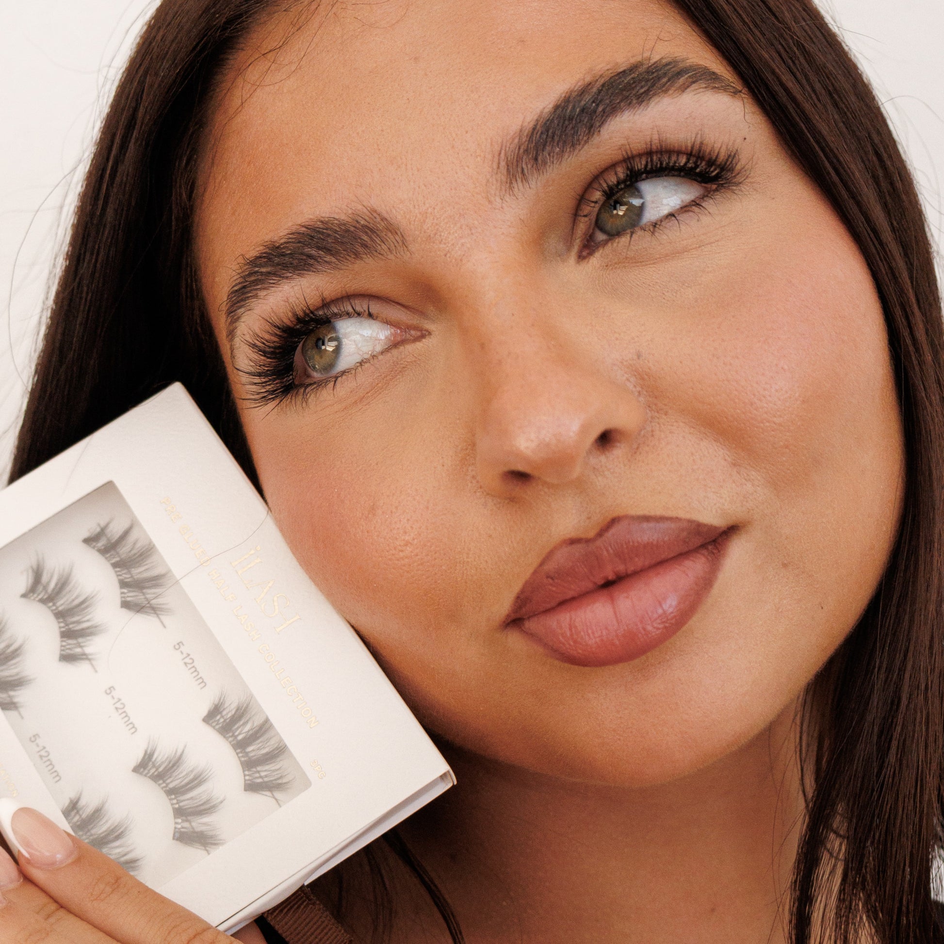 Pre-Glued Half Lash No.6