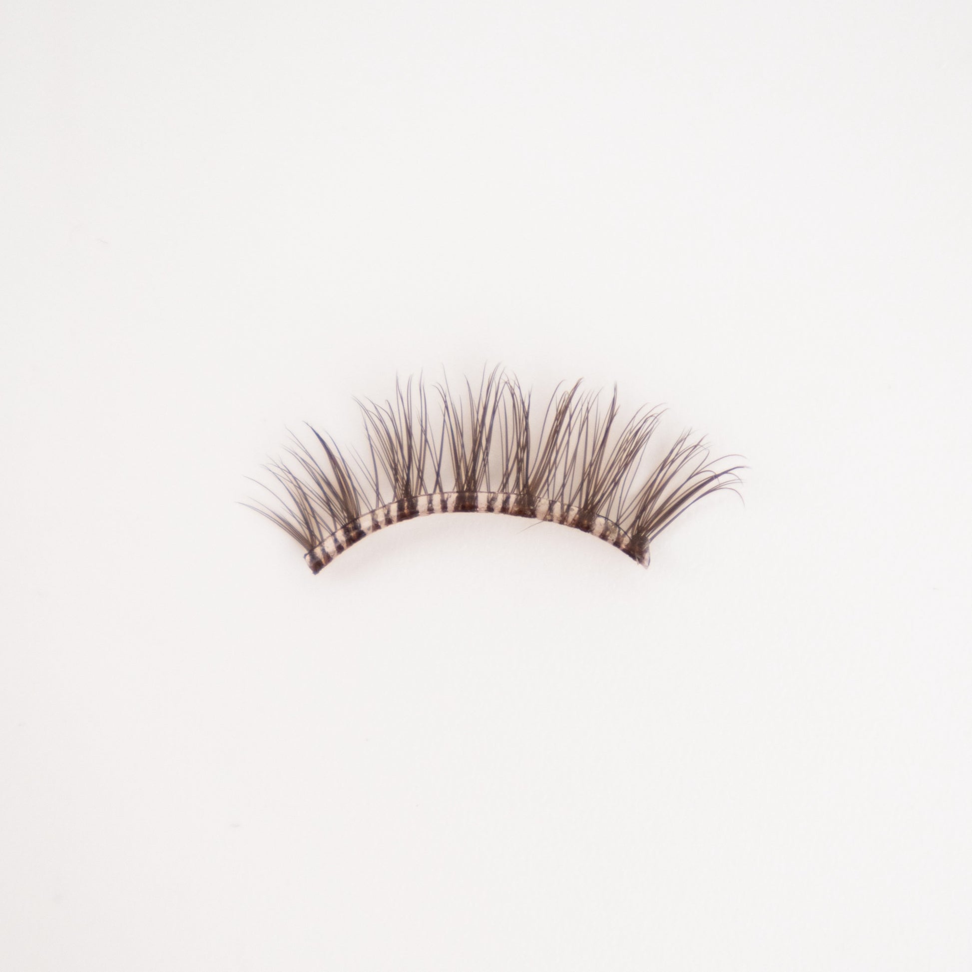 Pre-Glued Half Lash No.2