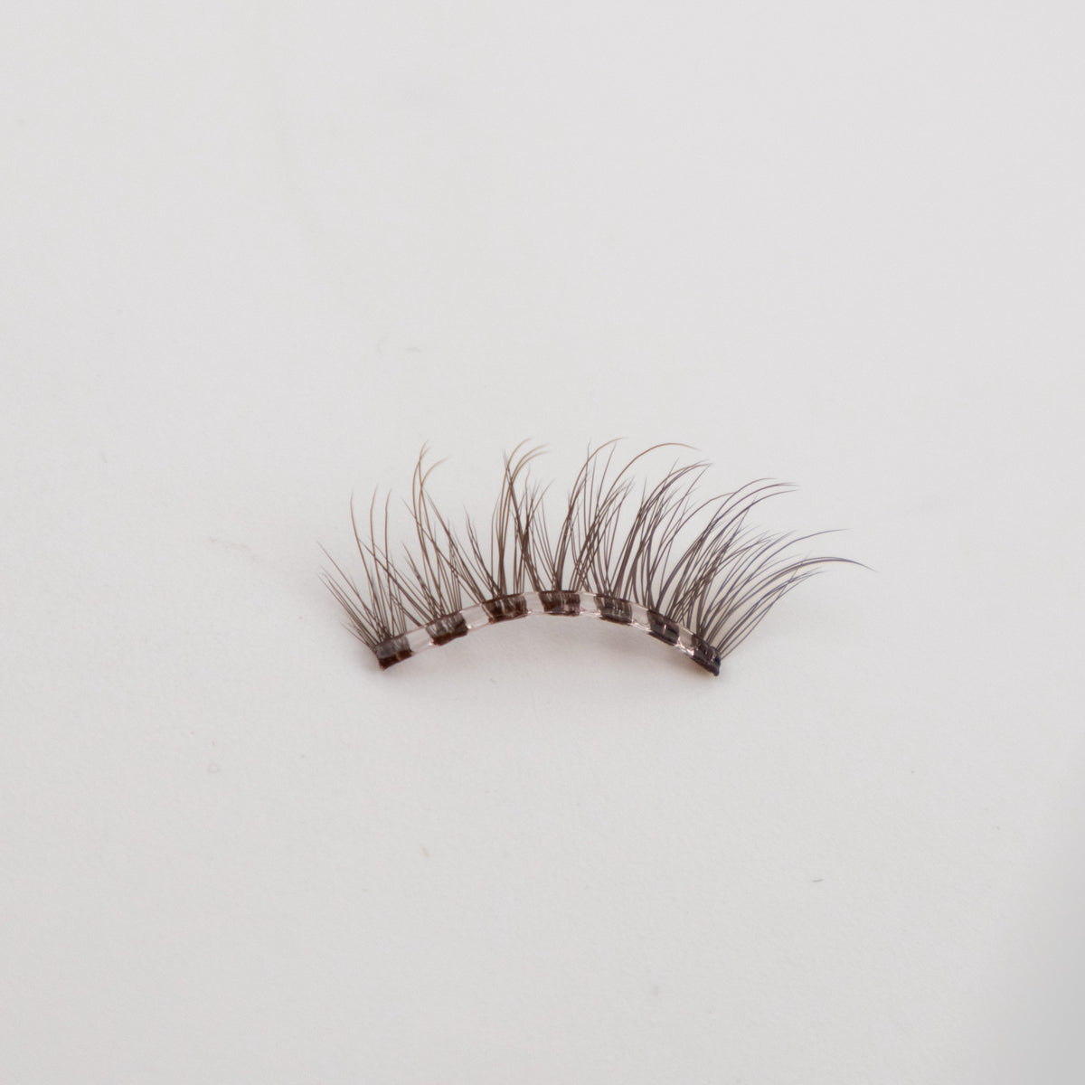 Pre-Glued Half Lash No.3