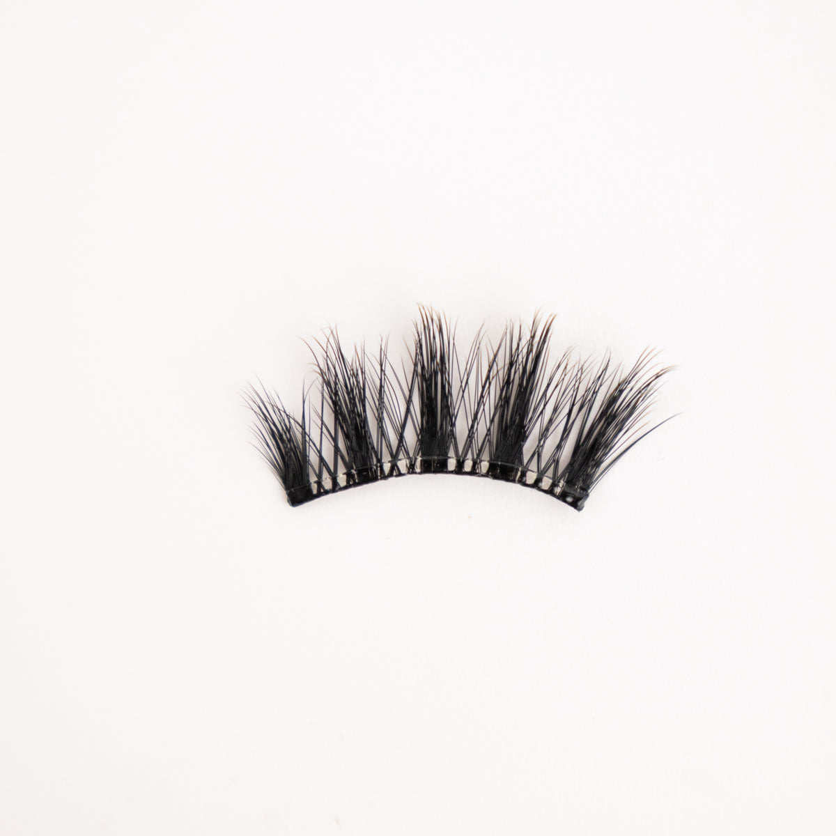 Pre-Glued Half Lash No.6