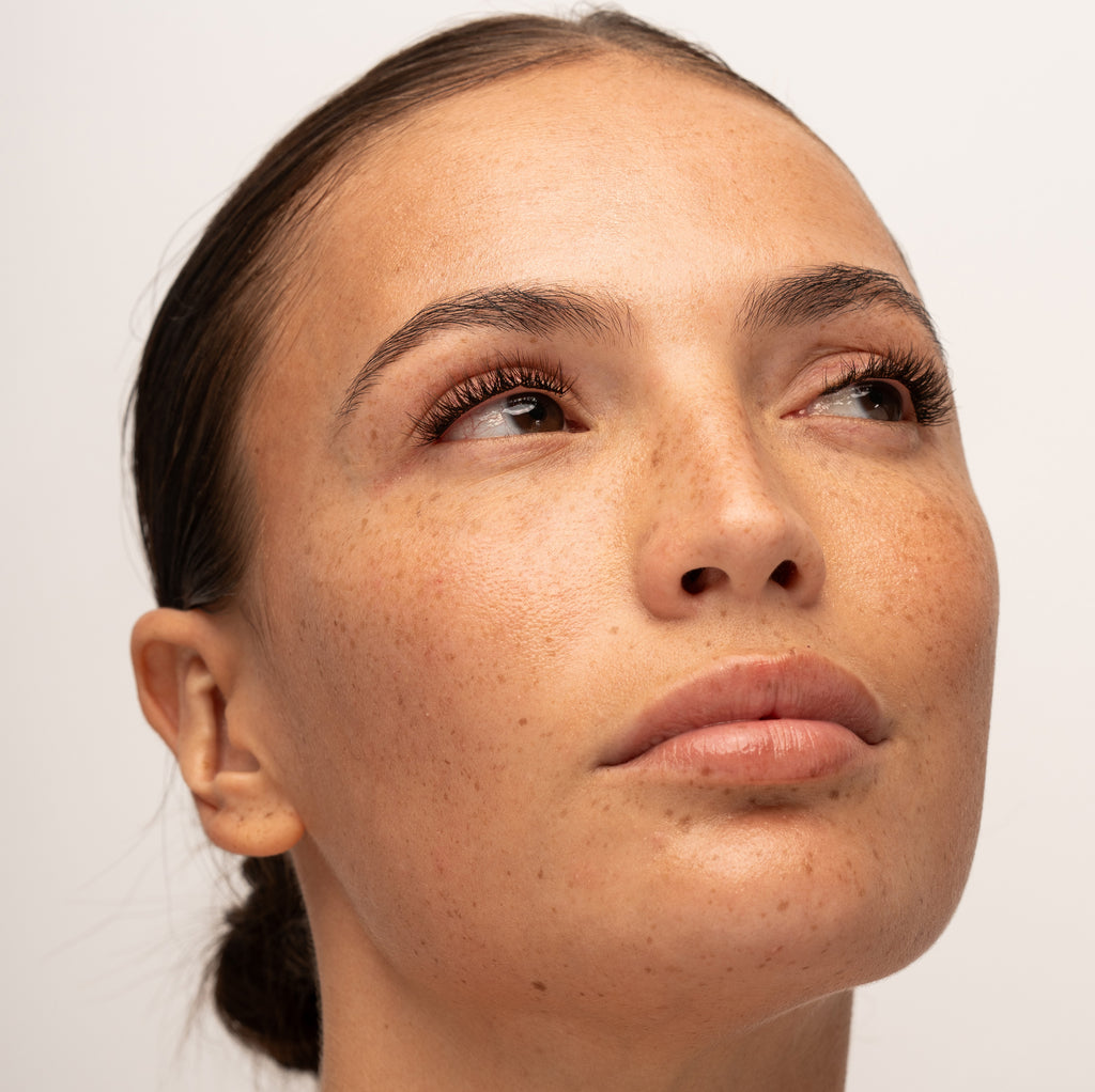 The Minimalist Brown Pre-Cut Lashes