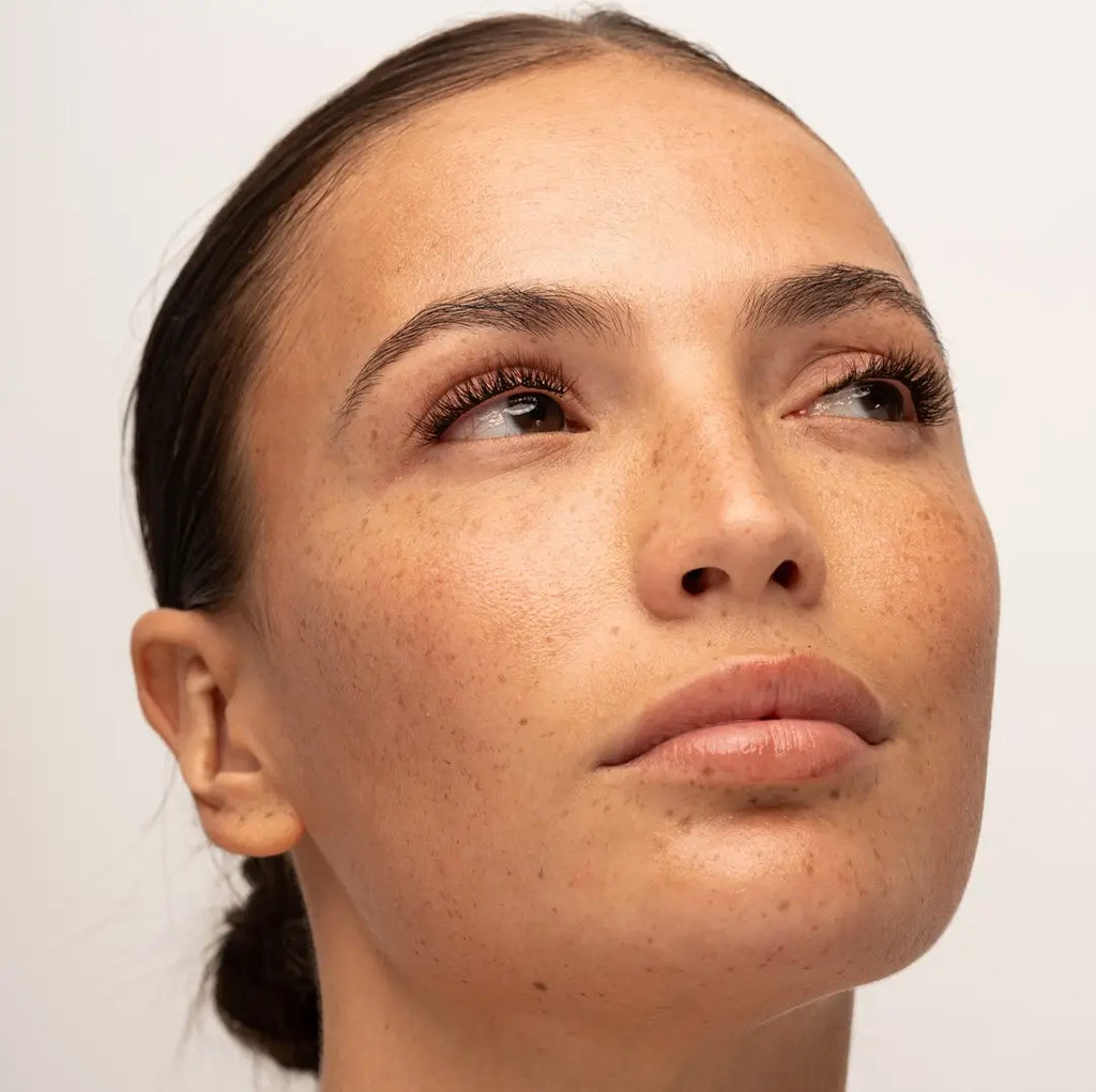 Brown Minimalist iLash