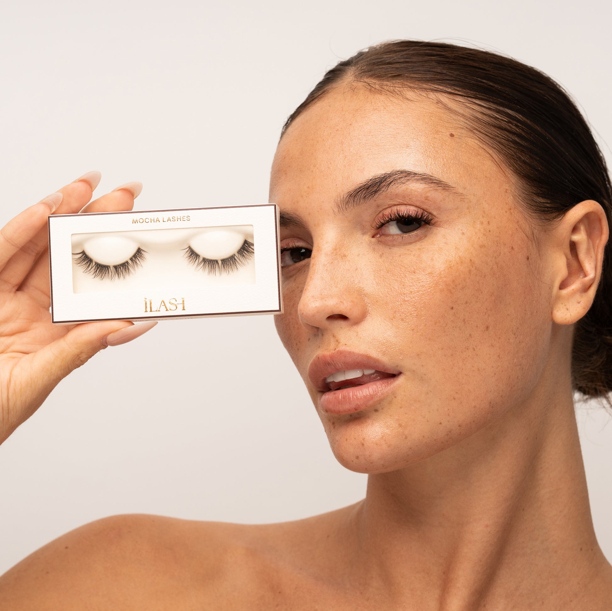 The Minimalist Brown Pre-Cut Lashes