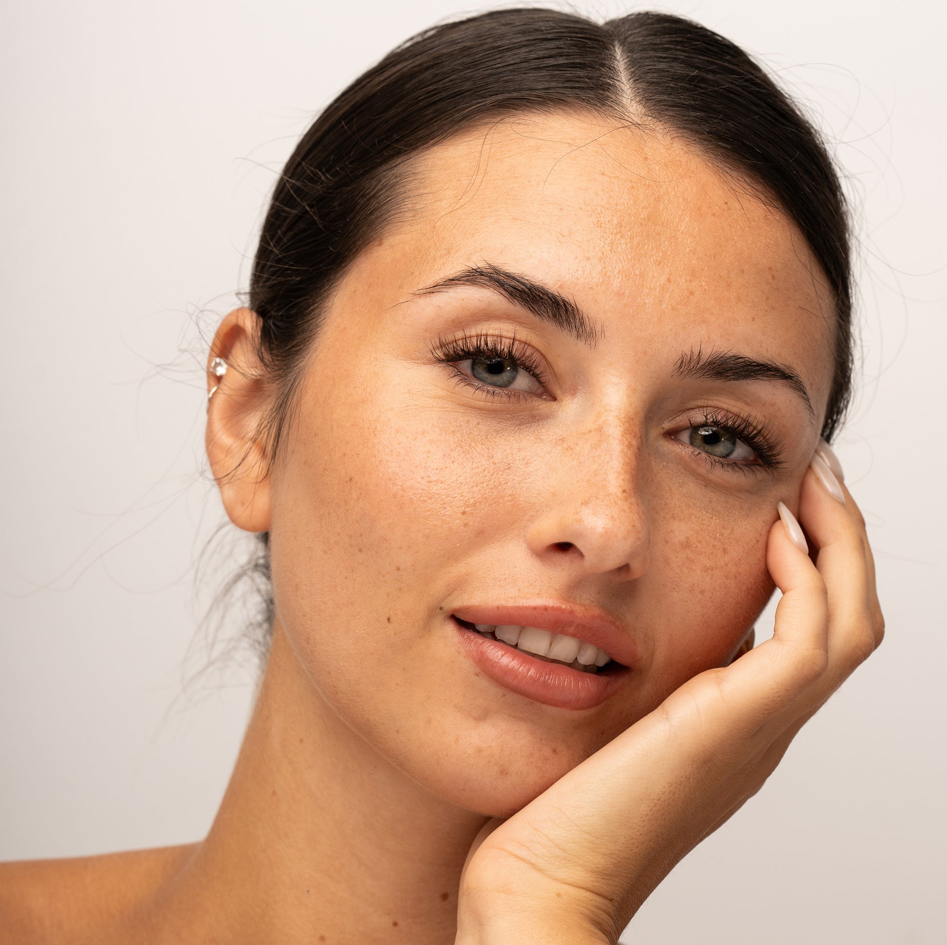 Girl Next Door Brown Pre-Cut Lashes