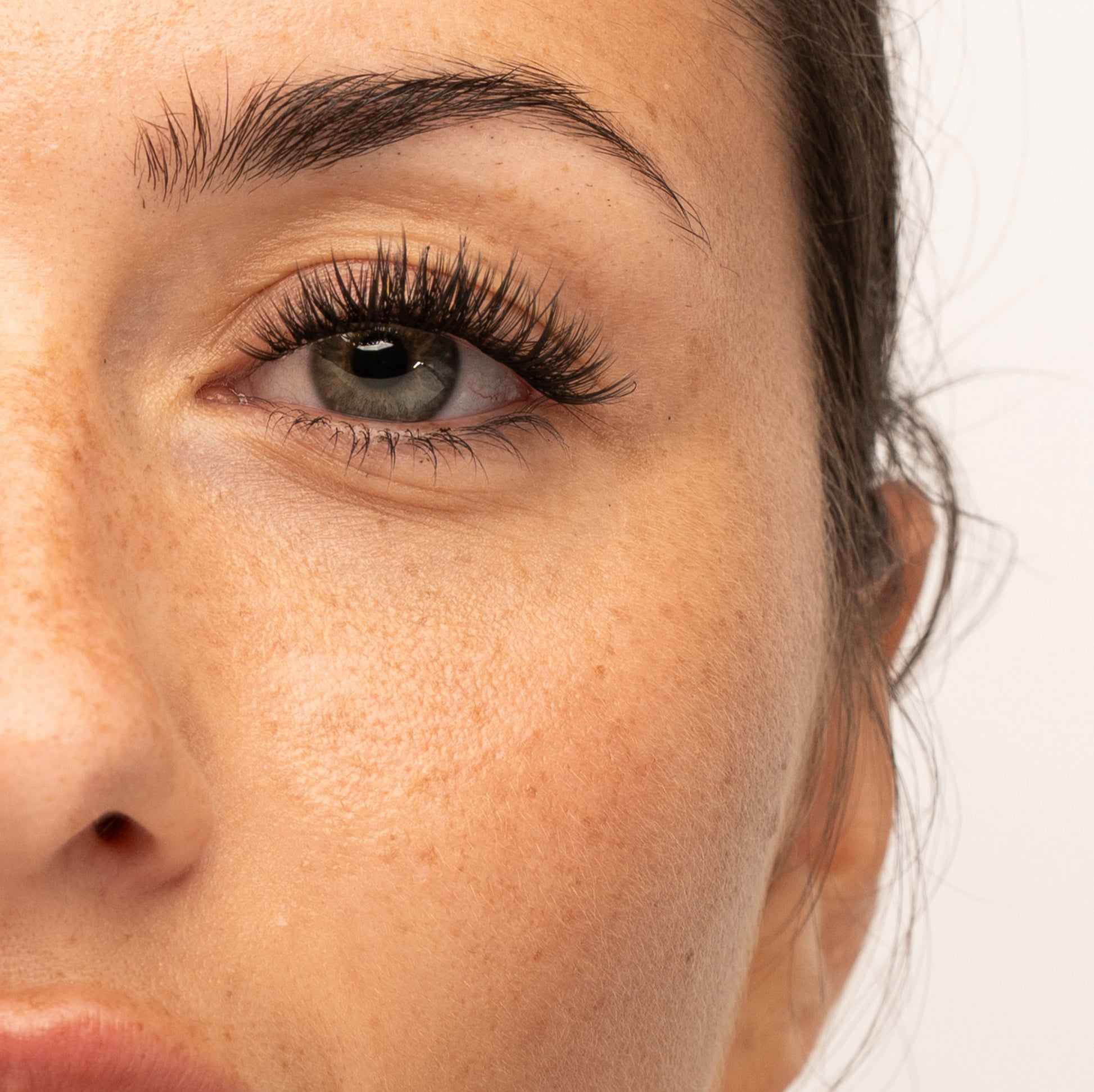 Dainty Pre-Cut Lashes