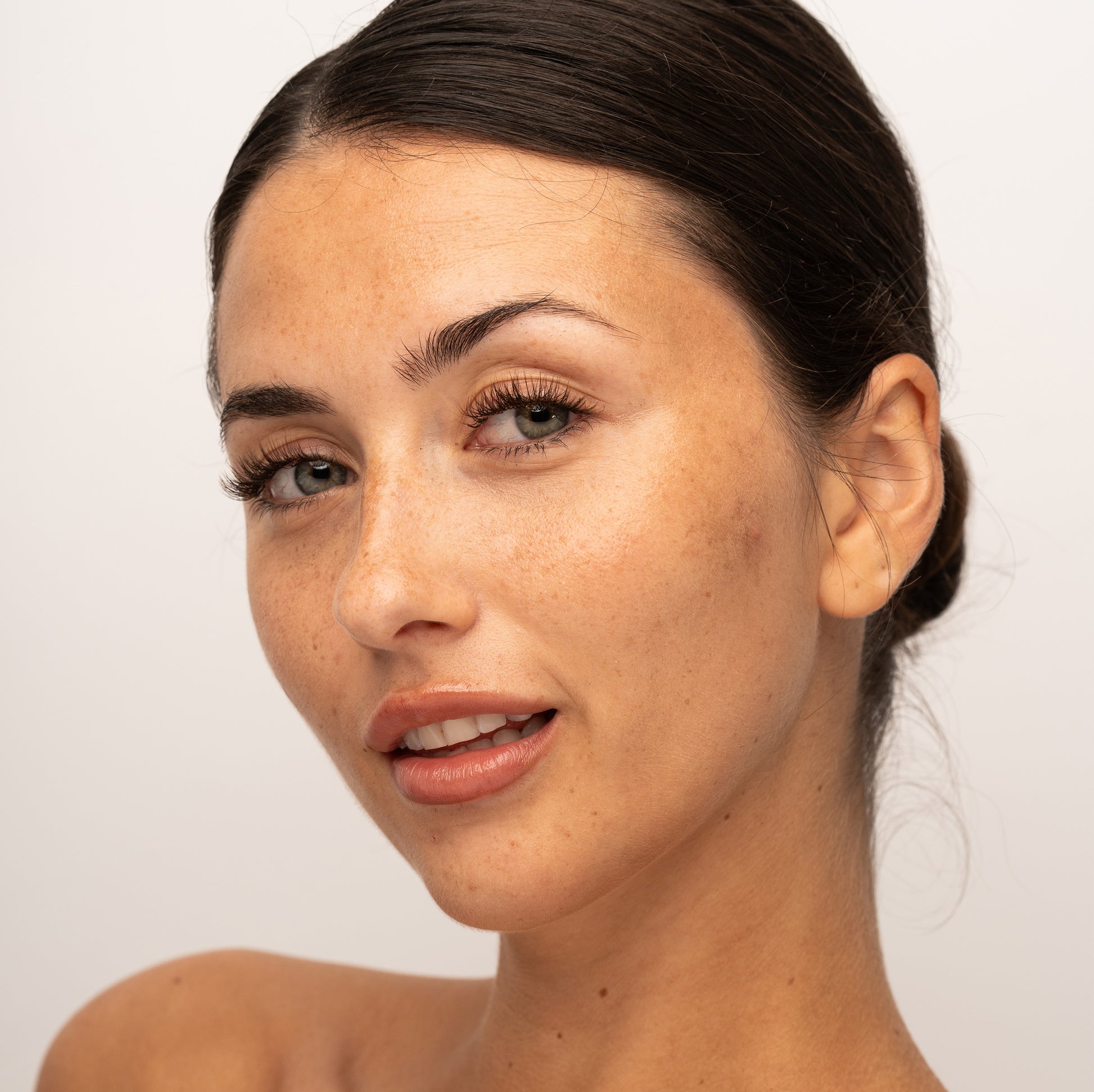 Mocha Girl Next Door Pre-Cut Lashes
