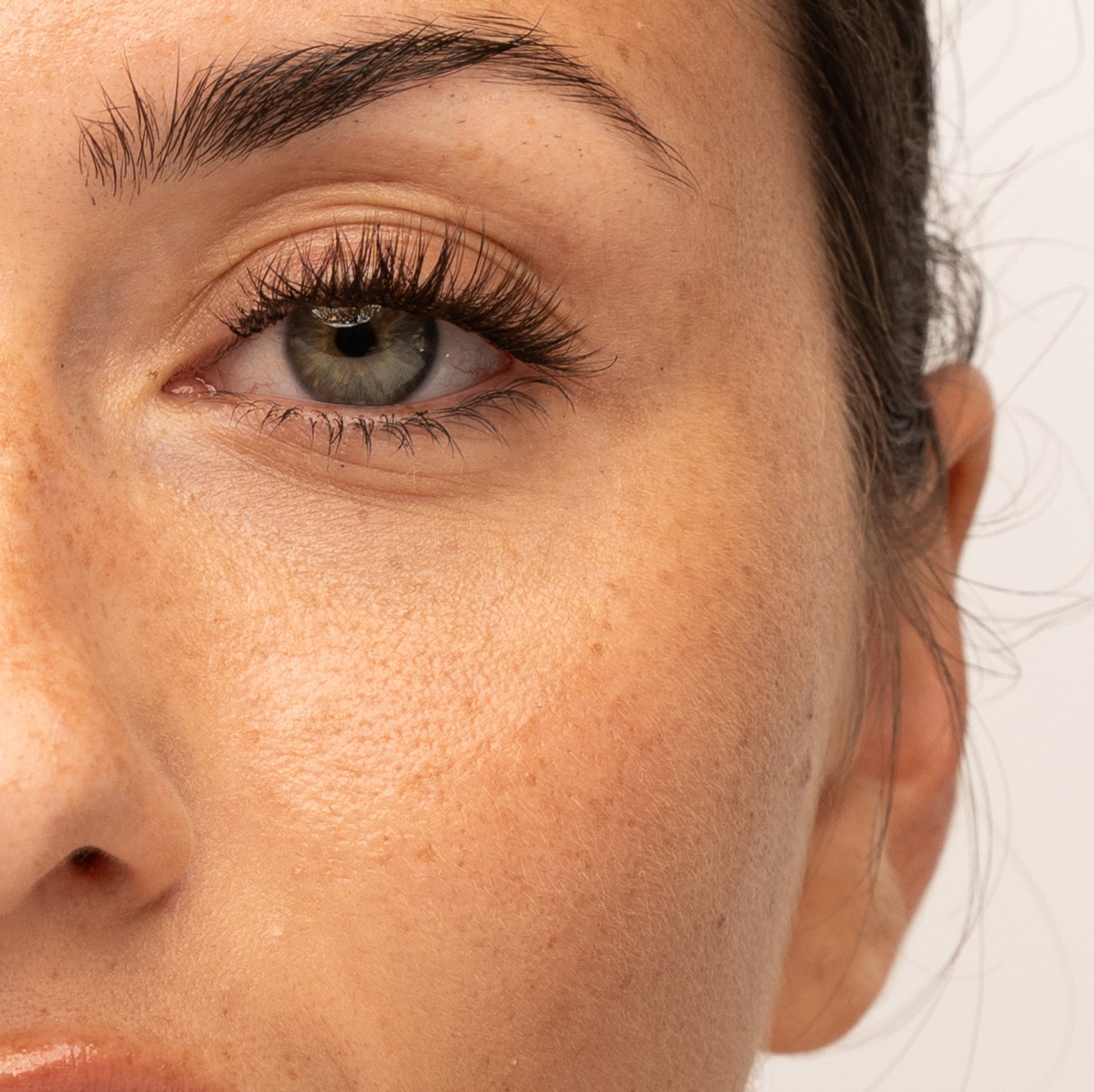 Mocha Girl Next Door Pre-Cut Lashes