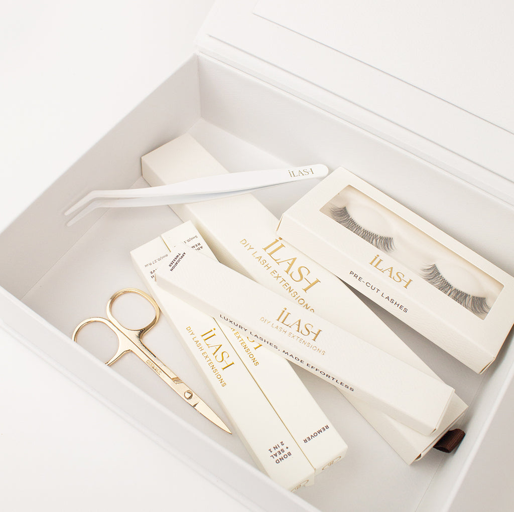 White lash storage box for DIY lash extensions and accessories