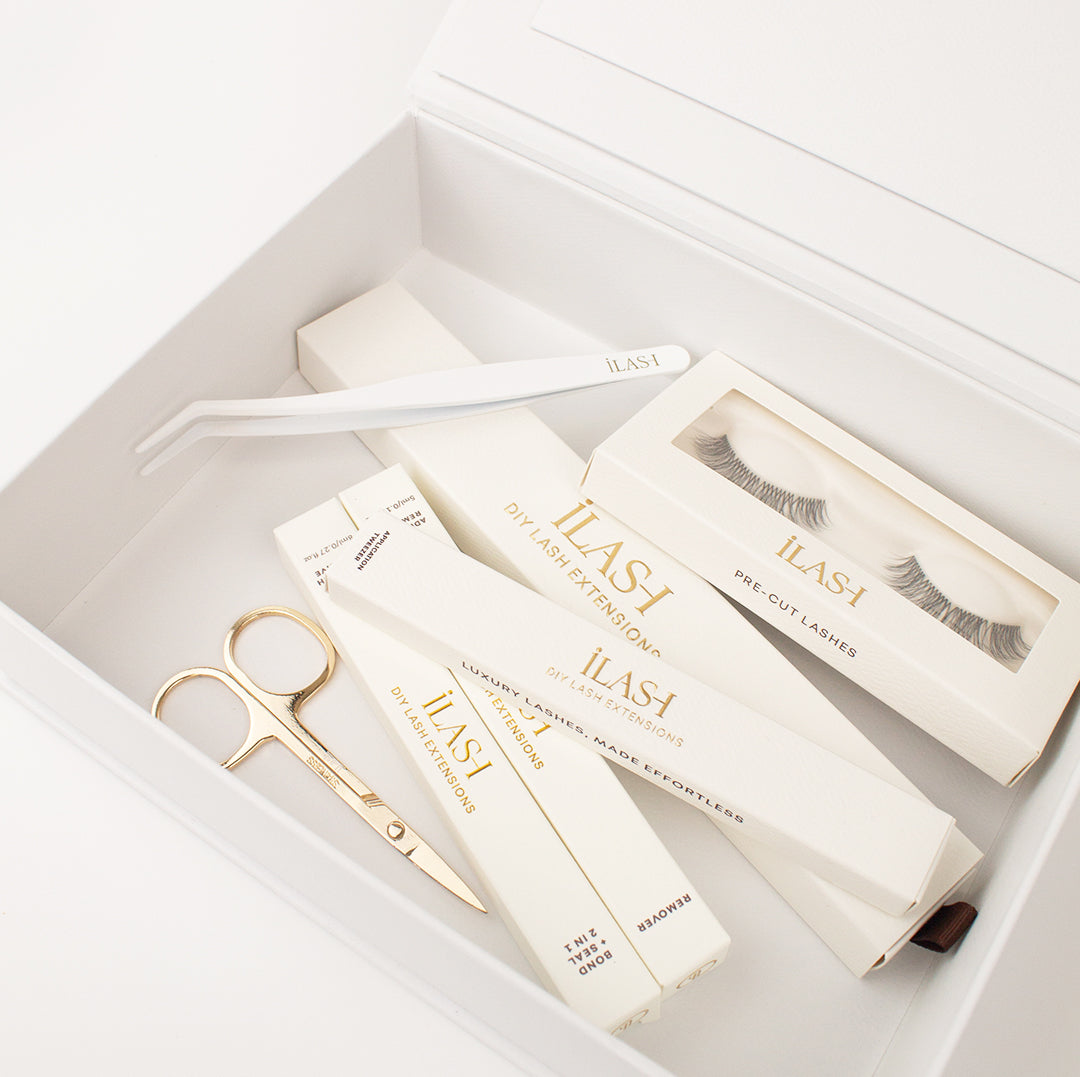 White lash storage box for DIY lash extensions and accessories