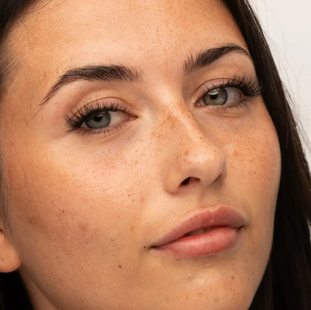 Pre-Glued Half Lash No.4